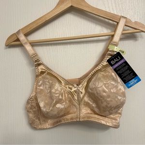 BALI NWT Classic Support Bra 40B Cool Comfort Built Up Back Beige Nude
